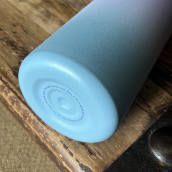 NWT hydroflask 32OZ aurora wide flex cap - Picture 7 of 7